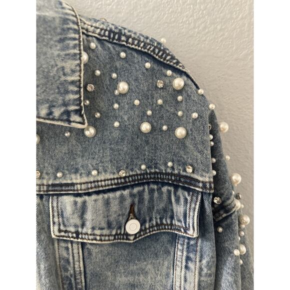 Veveret Women's Medium Wash Pearl And Rhinestone Denim Jacket Size Large NWT - Picture 9 of 12